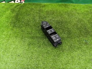 Запчасть блок кнопок стеклоподъемников Toyota Mark 2