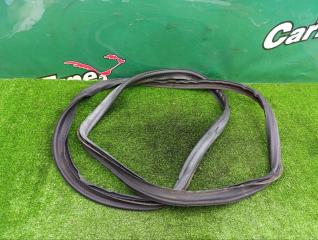 Запчасть уплотнитель багажника Saab 9-3 2007