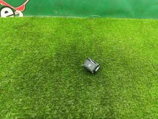 Фото запчасти кнопка блокировки дверей Jaguar XE 2016 контрактная запчасть Запчасть кнопка блокировки дверей Jaguar XE 2016