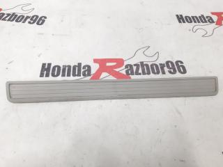 Накладка на порог передняя правая Honda Accord 2009