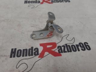 Петля двери передняя правая Honda Civic 2007