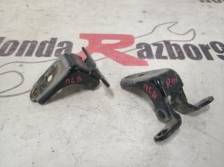 Запчасть петля двери передняя левая Honda Stream 2000