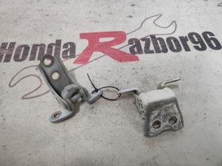 Петля двери передняя правая Honda Accord 2009 контрактная Петля двери передняя правая Honda Accord 2009