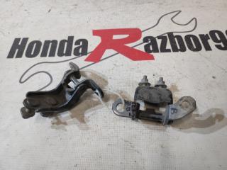 Петля двери задняя правая Honda Accord 2006 контрактная Петля двери задняя правая Honda Accord 2006