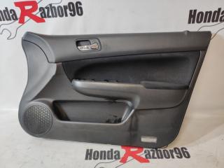 Дверная карта ( обшивка ) передняя правая Honda Accord 2003