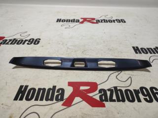 Накладка крышки багажника Honda Accord 2005