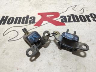 Петля двери задняя левая Honda Accord 2005 контрактная Петля двери задняя левая Honda Accord 2005