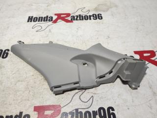 Запчасть накладка стойки задняя правая Honda Civic 2011