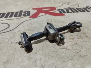 Ограничитель двери задний правый Honda Civic 2008 контрактная Ограничитель двери задний правый Honda Civic 2008