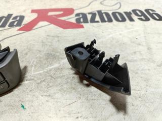 Кнопка руля RAV4 2007 XA30 1AZ-FE