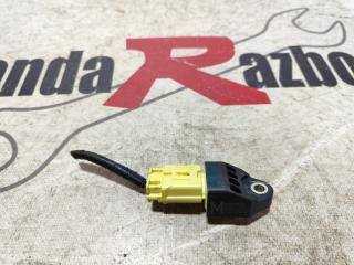 Запчасть датчик удара задний Toyota RAV4 2007