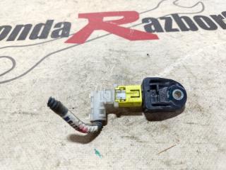 Запчасть датчик удара передний Toyota RAV4 2007