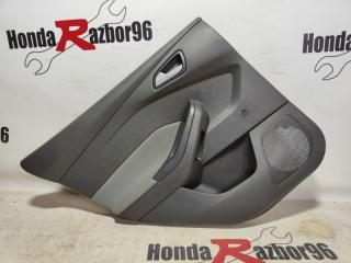 Запчасть дверная карта ( обшивка ) задняя левая Ford Focus 3 2013