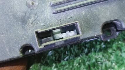 Блок кнопок на центральной консоли C-Class W203