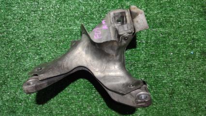 Кронштейн двигателя правый BMW 7