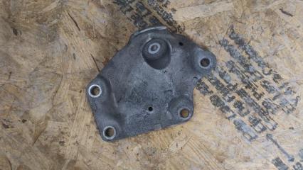 Кронштейн двигателя левый BMW 5