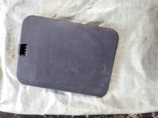 Пластик салона Isuzu Bighorn