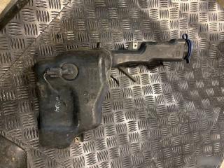 Запчасть бачок омывателя Mercedes benz C