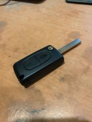 Ключ выкидной Peugeot