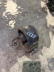 Подушка двигателя Kia Ceed 2009
