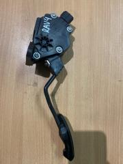 Педаль газа Toyota RAV4 2010