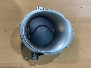 Дефлектор воздушный правый Nissan Juke 2013 контрактная Дефлектор воздушный правый Nissan Juke 2013