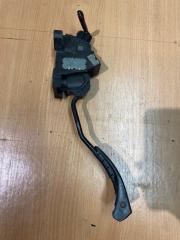 Педаль газа Toyota Auris 2009