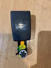 Фото запчасти замок ремня безопасности задний Audi Q7 2008 контрактная запчасть Запчасть замок ремня безопасности задний Audi Q7 2008