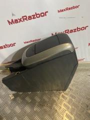 Подлокотник Toyota Auris