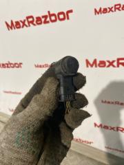 Парктроник радар передний Land Rover Discovery 4 2015