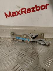 Запчасть петля капота левая Hyundai Matrix 2008