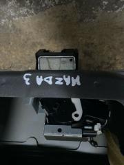 Замок крышки багажника Mazda 3 2009