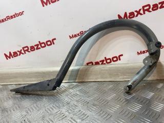 Петля крышки багажника левая Mercedes benz C Б/У Петля крышки багажника левая Mercedes benz C