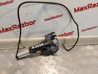 Запчасть форсунка омывателя фар передняя правая Peugeot 308