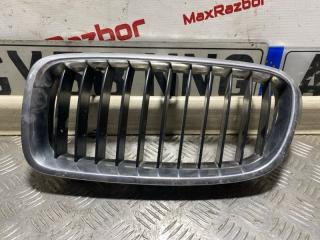 Решетка радиатора передняя левая BMW 3