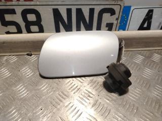 Запчасть лючок топливного бака Volkswagen Touareg