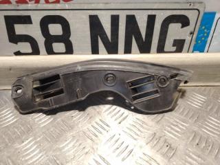 Запчасть кронштейн бампера задний левый Volkswagen Touareg