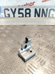 Запчасть петля двери Volkswagen Touareg