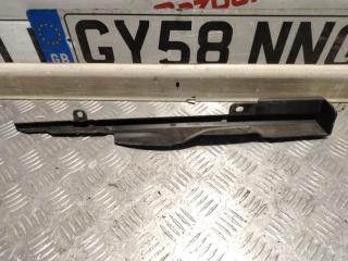 Запчасть пыльник крыла правый Nissan Qashqai