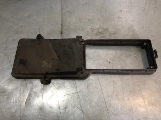 Крышка блока предохранителей Mercedes-Benz E-Class 1991