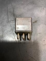 Реле Mercedes-Benz E-Class 1991