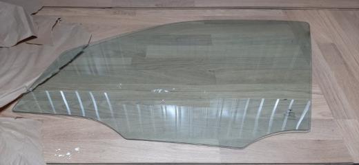 Стекло двери переднее левое Mercedes-Benz M-Class 1998-2005