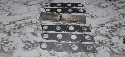 Прокладка впускного коллектора Mercedes-Benz E-Class 1984-1993