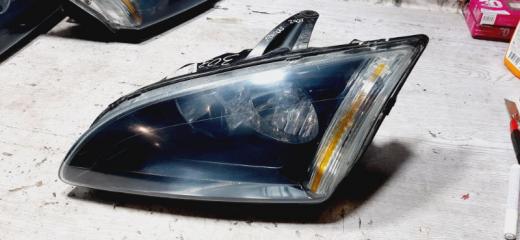 Фара передняя левая Ford Focus 2005-2008