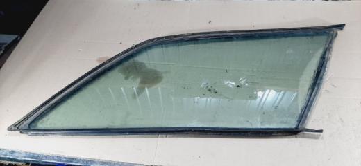 Стекло (форточка) заднее правое Mercedes-Benz E-Class 1992