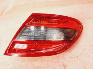 Фонарь передний правый Mercedes-Benz C-Class 2007-2011