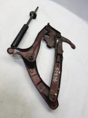 Петля капота левая Mercedes-Benz C-Class 1994