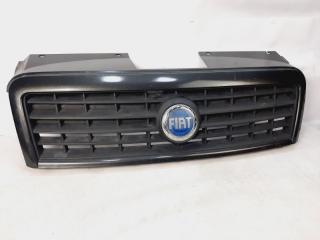 Решетка радиатора Fiat Doblo 2005-2015