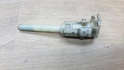 Датчик уровня охлаждающей жидкости Mercedes-Benz E-Class 1999