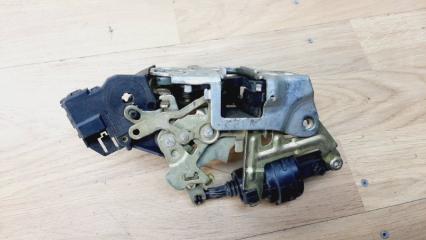 Замок двери передний правый Mercedes-Benz C-Class 2000